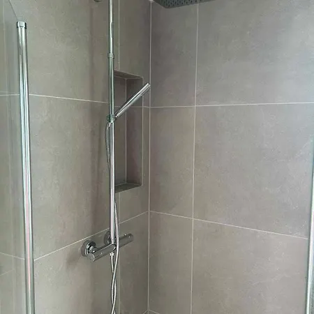 Rett I Sjokanten Tatil Evi *