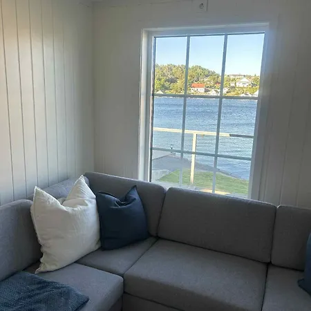 Rett I Sjokanten Tatil Evi